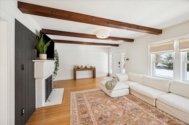 36 Atlantic Avenue, Blue Point, NY 11715