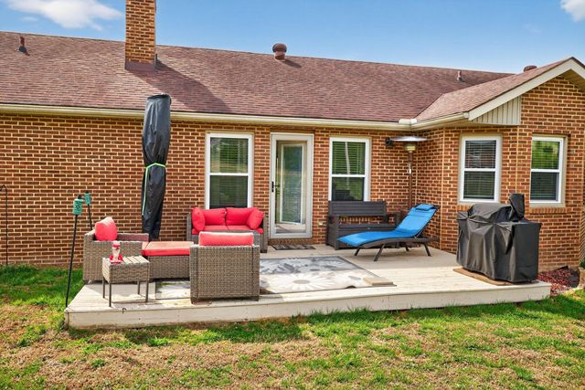 3886 Jackson Ferry Road, Winchester, KY 40391