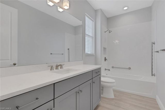 2633 Seychelles CIR 2305, Other, FL 34112