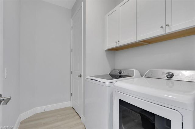 2633 Seychelles CIR 2305, Other, FL 34112