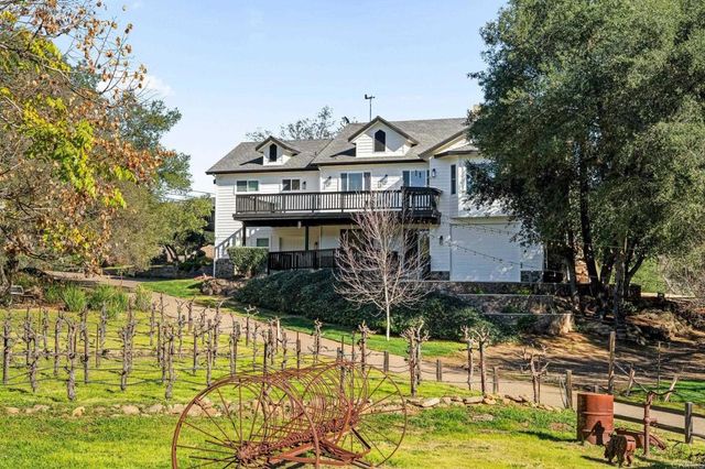 14671 Mussey Grade Rd, Ramona, CA 92065