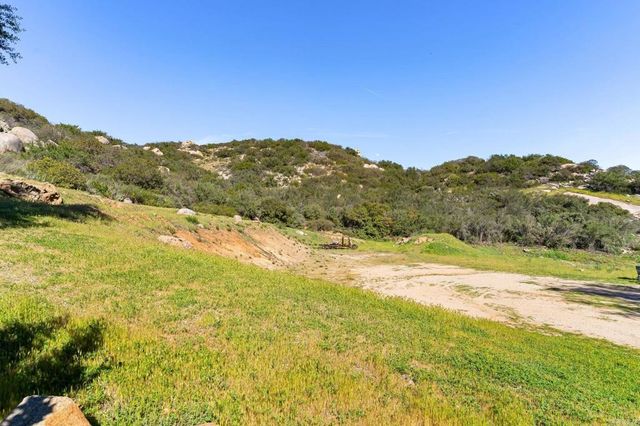 14671 Mussey Grade Rd, Ramona, CA 92065