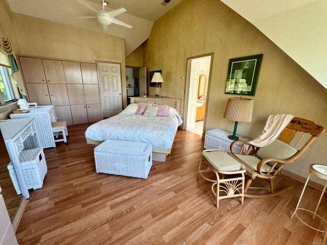 131 Popes Island Road 131, Milford, CT 06461