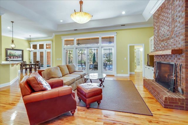 1119 Bannerman Road, Tallahassee, FL 32312