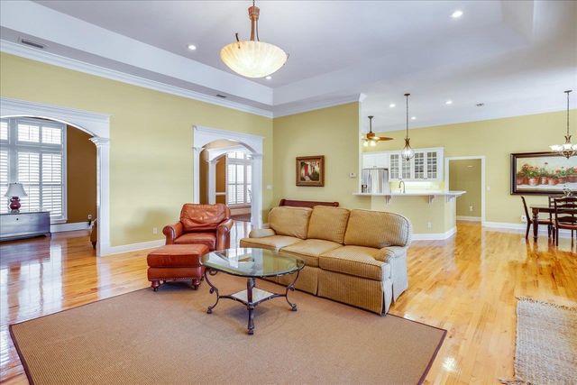 1119 Bannerman Road, Tallahassee, FL 32312