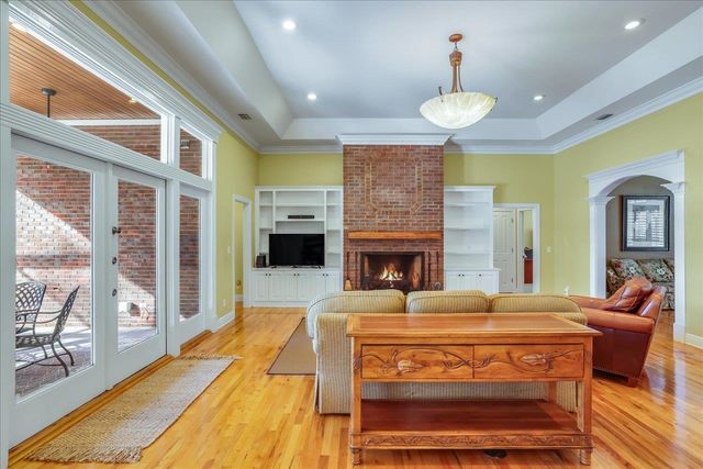 1119 Bannerman Road, Tallahassee, FL 32312