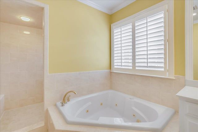 1119 Bannerman Road, Tallahassee, FL 32312