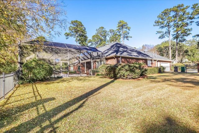 1119 Bannerman Road, Tallahassee, FL 32312