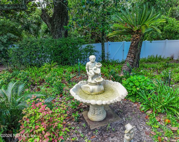 865 LAGUNA Drive, Fernandina Beach, FL 32034