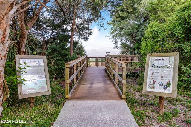 865 LAGUNA Drive, Fernandina Beach, FL 32034