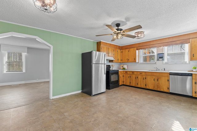 120 VAIL AVENUE, Hueytown, AL 35023