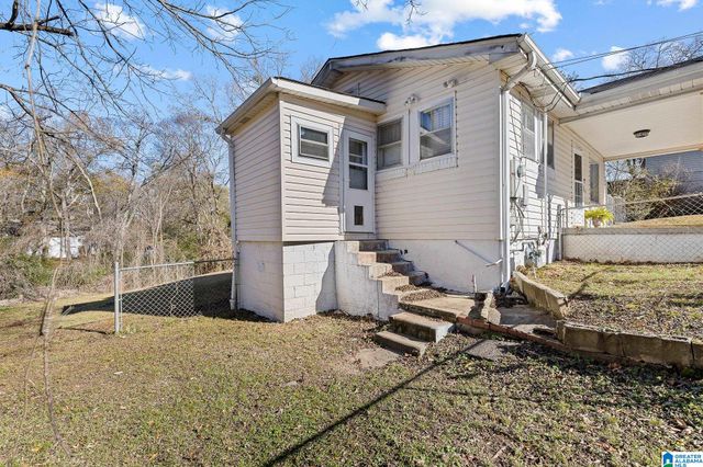 120 VAIL AVENUE, Hueytown, AL 35023