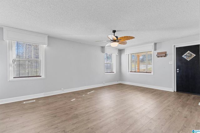 120 VAIL AVENUE, Hueytown, AL 35023