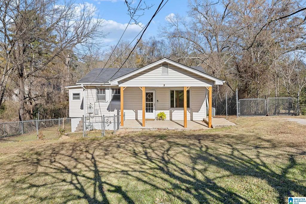 120 VAIL AVENUE, Hueytown, AL 35023