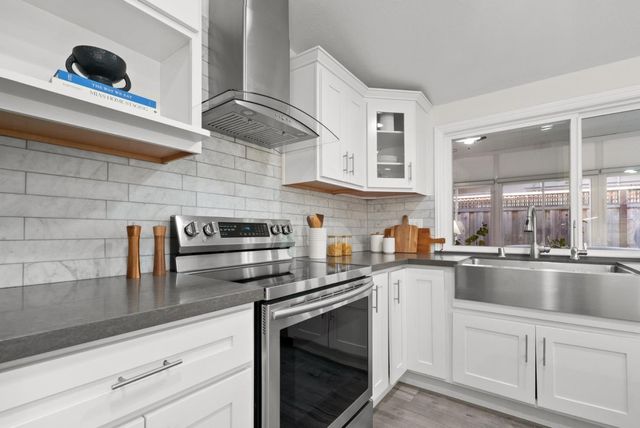 786 Lakewood Drive, Sunnyvale, CA 94089