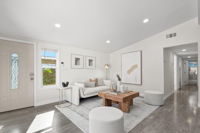 786 Lakewood Drive, Sunnyvale, CA 94089