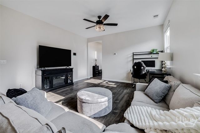 73 Knotty Court, Richmond Hill, GA 31324