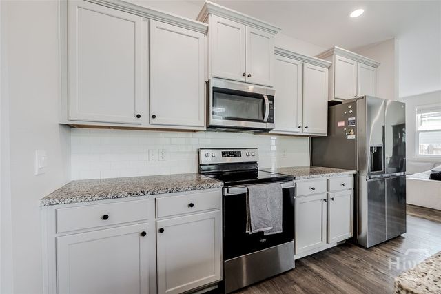 73 Knotty Court, Richmond Hill, GA 31324