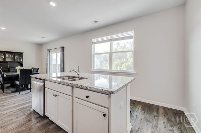 73 Knotty Court, Richmond Hill, GA 31324