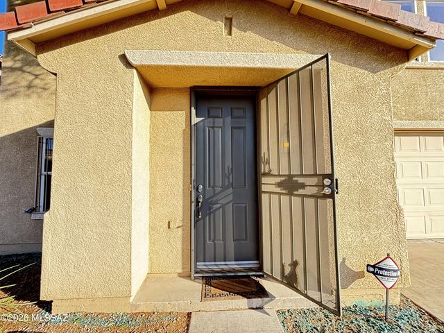 4196 E Stone River Drive, Tucson, AZ 85712