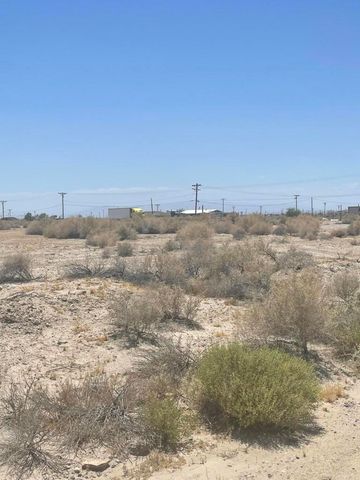 817 Salton Drive, Thermal, CA 92274