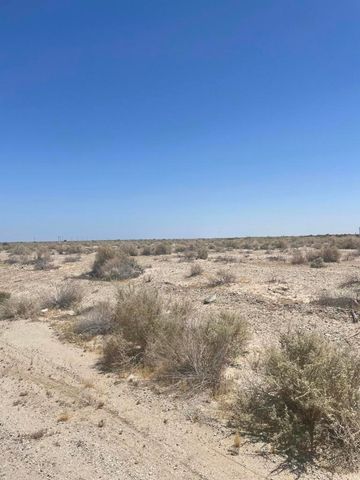 817 Salton Drive, Thermal, CA 92274