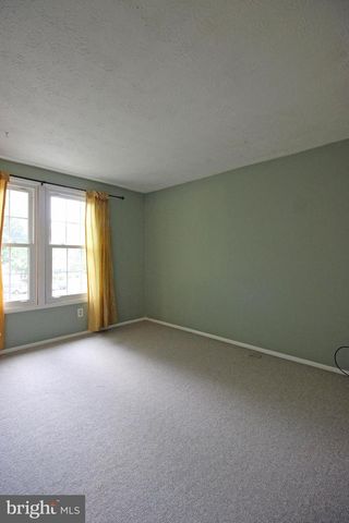 12111 PURPLE SAGE CT, Reston, VA 20194