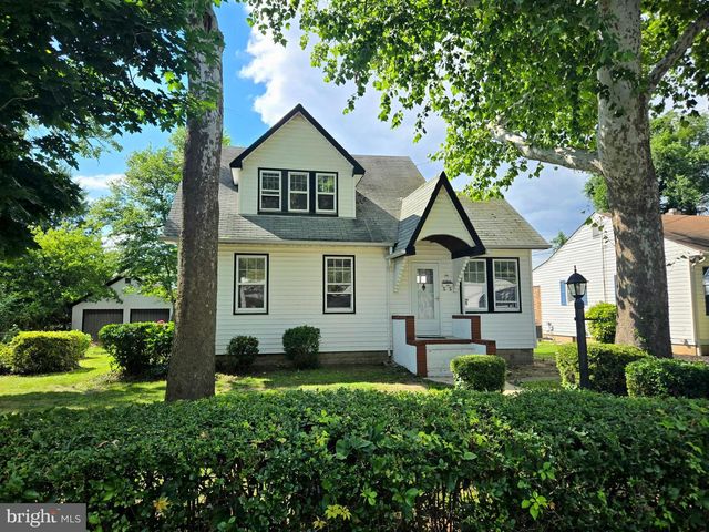 220 MEADOW RD, Pasadena, MD 21122