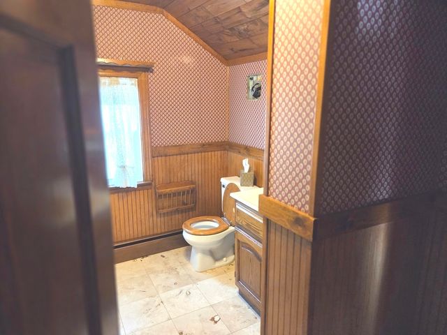 5651 N Neva Avenue, Chicago, IL 60631