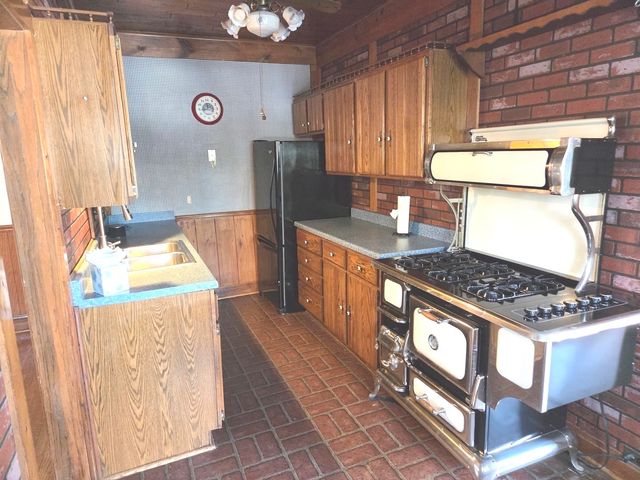 5651 N Neva Avenue, Chicago, IL 60631