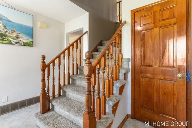 1081 Graafschap Road, Holland City, MI 49423