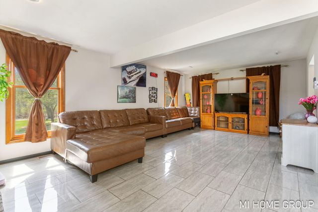 1081 Graafschap Road, Holland City, MI 49423