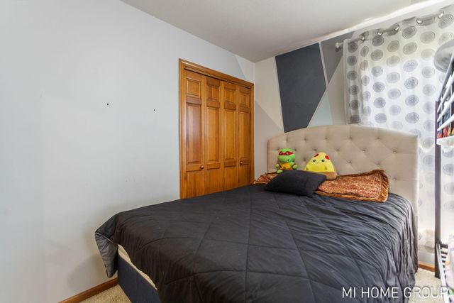 1081 Graafschap Road, Holland City, MI 49423