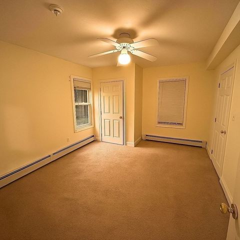 5 Austin St 2L, Blackstone, MA 01504