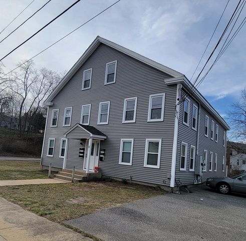 5 Austin St 2L, Blackstone, MA 01504