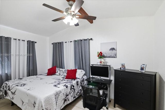 14375 SW 285th St, Homestead, FL 33033