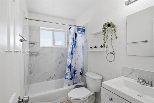 14375 SW 285th St, Homestead, FL 33033