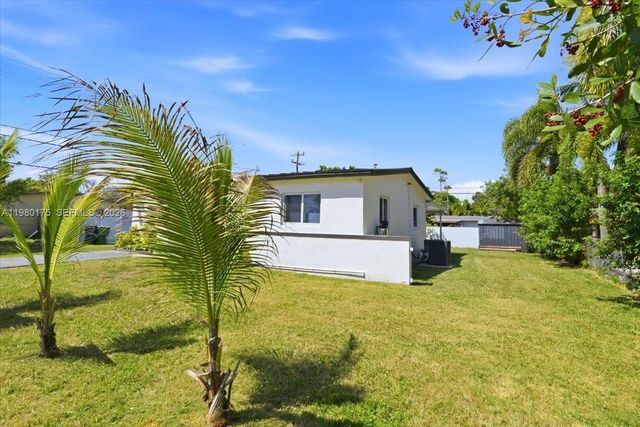 14375 SW 285th St, Homestead, FL 33033