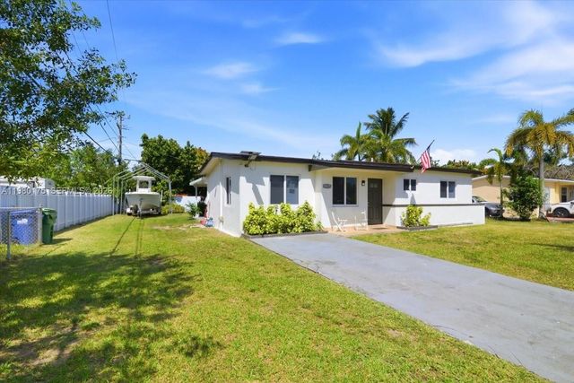 14375 SW 285th St, Homestead, FL 33033