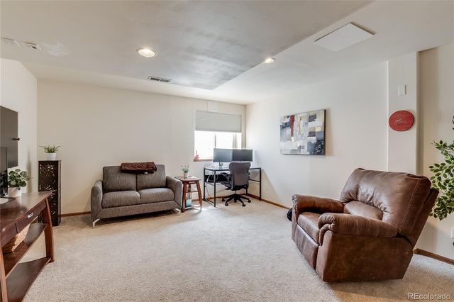 5450 S Valdai Street, Aurora, CO 80015