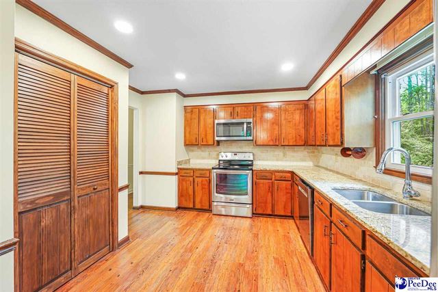 103 Christian Court, Darlington, SC 29532