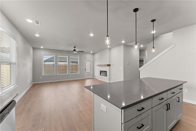 6001 SW Desert Avenue, Bentonville, AR 72713