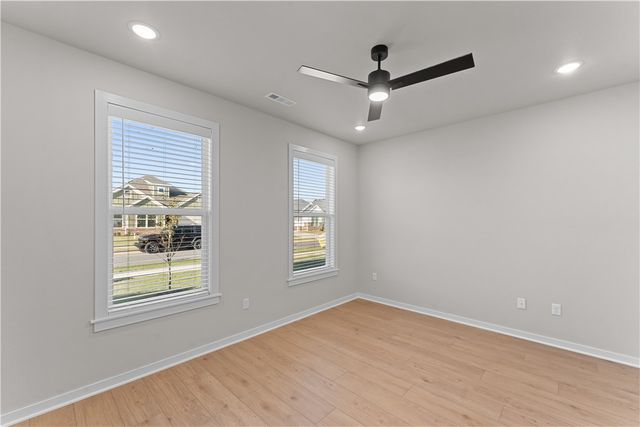 6001 SW Desert Avenue, Bentonville, AR 72713