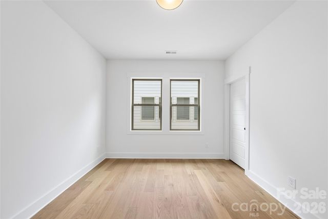 1120 Berryhill Road, Charlotte, NC 28208