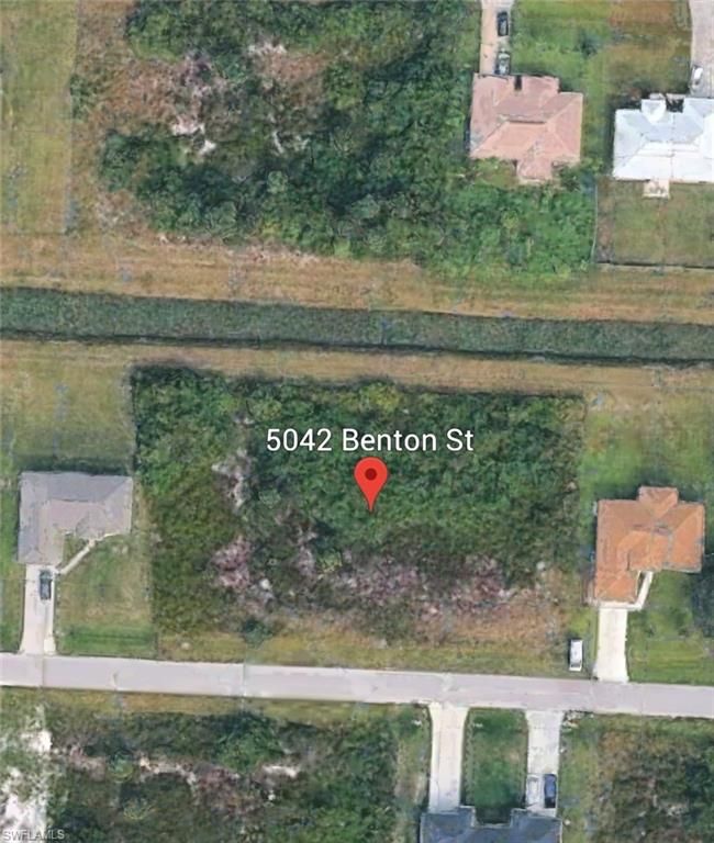 5042 Benton ST, Lehigh Acres, FL 33971