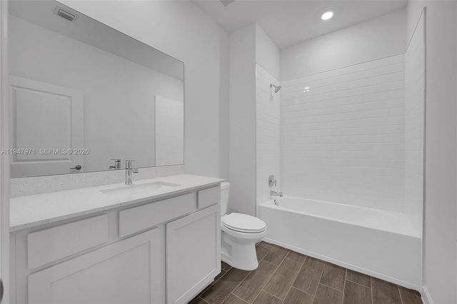 19465 Whispering Creek Rd, Loxahatchee, FL 33470