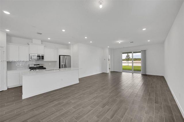 19465 Whispering Creek Rd, Loxahatchee, FL 33470