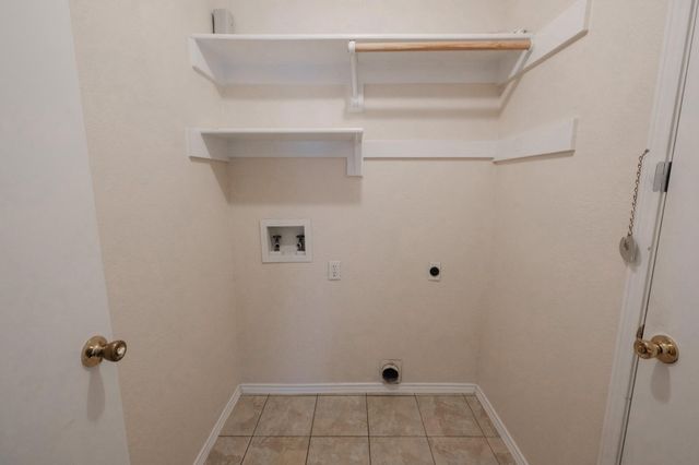 10216 Lone Eagle Court, Fort Worth, TX 76108