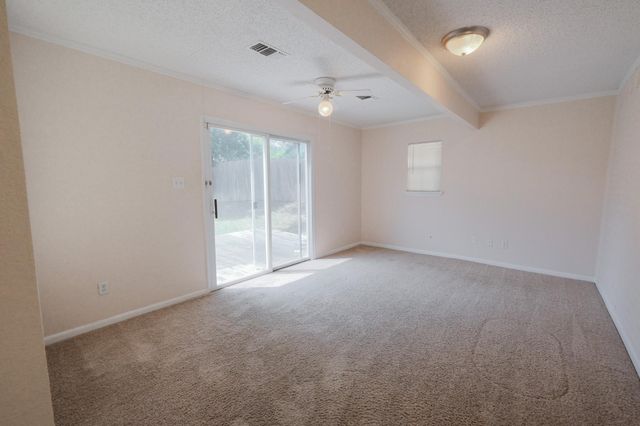 10216 Lone Eagle Court, Fort Worth, TX 76108