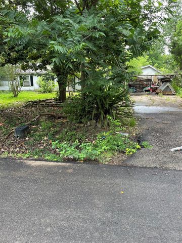 6814 Evans St, Houston, TX 77061